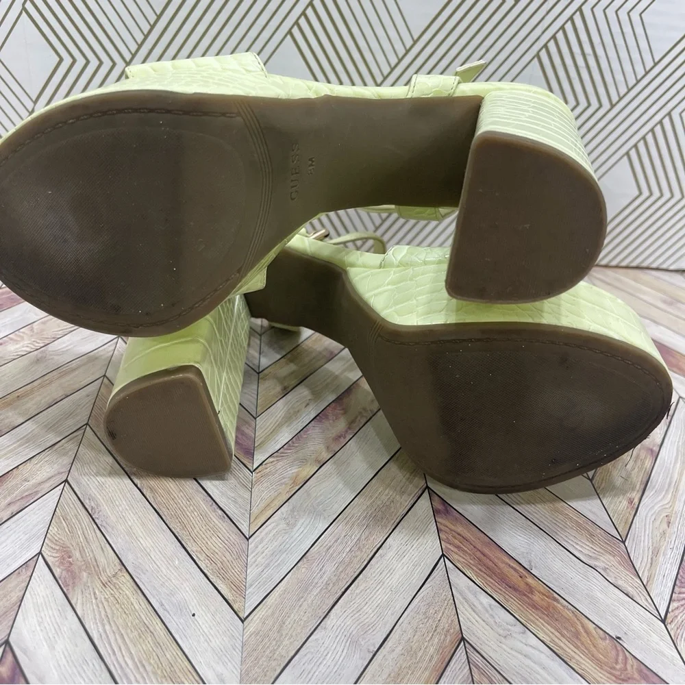 Guess Platform Block Heels Light‎ Green Size 8 sb